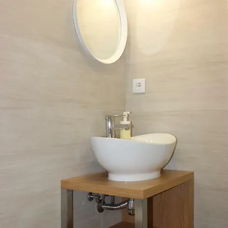 Encosta's Garden アパート オエイラス