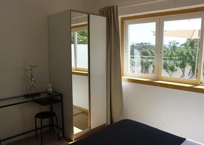 Encosta's Garden Apartment Oeiras